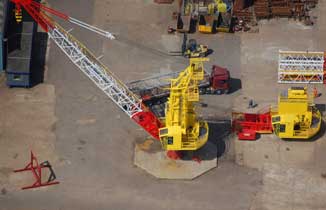 Seatrax Crane